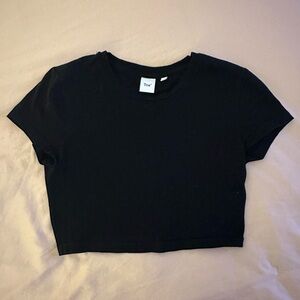 Aritzia TNA Cropped Tee